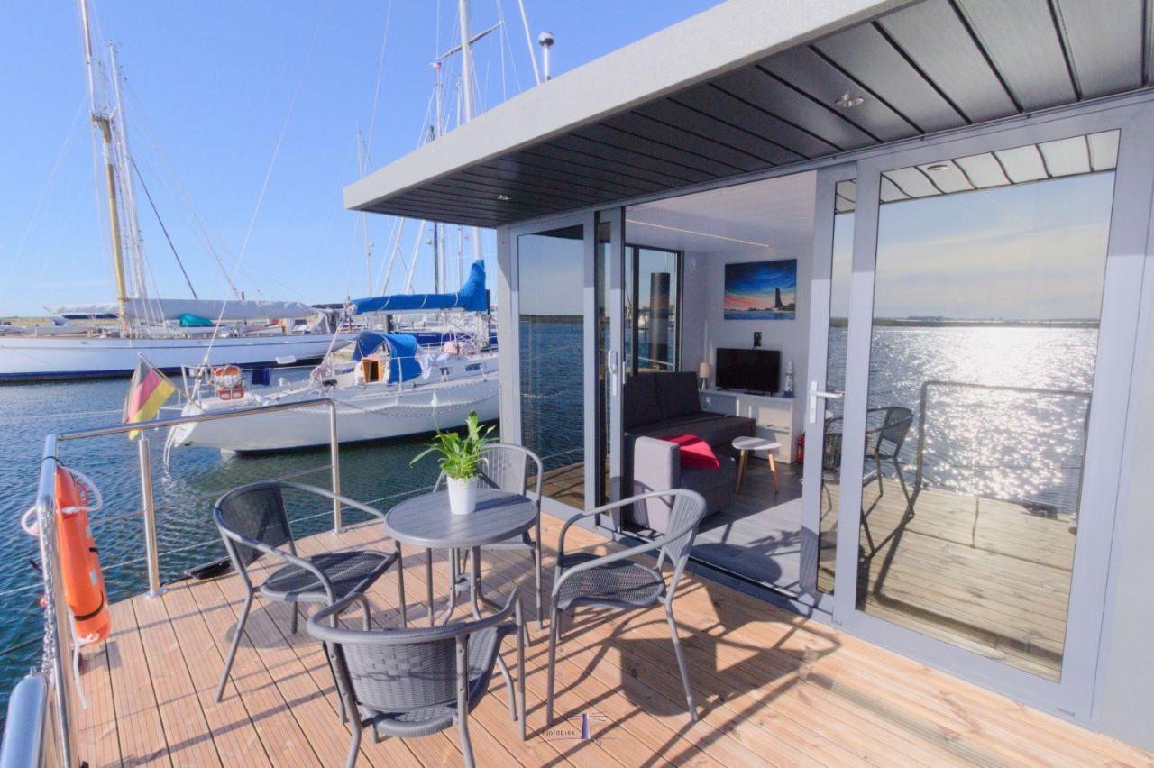 Hausboot Fjord Lacerta Mit Dachterrasse In Wendtorf Exteriör bild